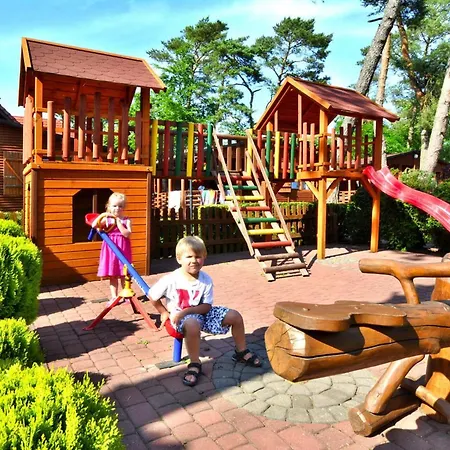 Holiday House Near The Sea Swimming Pool Mielno Vakantiehuis Mielno (Koszalin)
