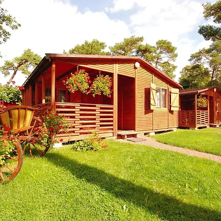 Holiday House Near The Sea Swimming Pool Mielno Vakantiehuis Mielno (Koszalin)